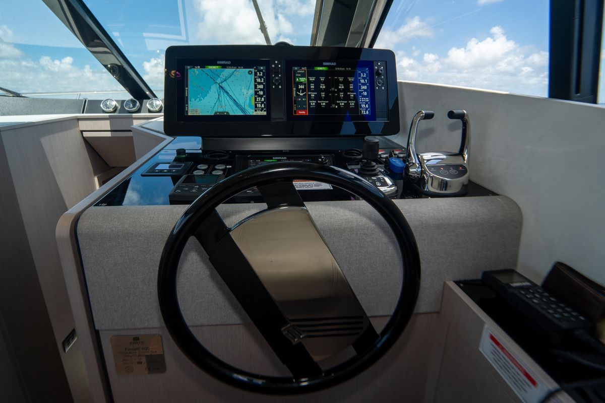2022 Ferretti Yachts 50 