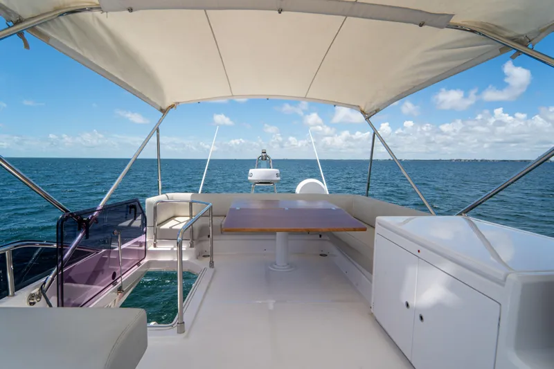 Avanti Yacht Photos Pics Flybridge of 2022 Ferretti Yachts 500 with ocean view and seating area.