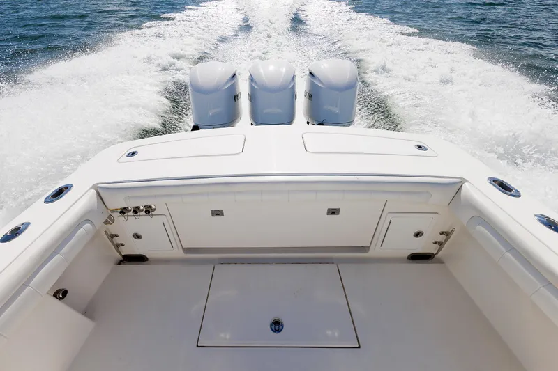 Rodzina Yacht Photos Pics Regulator 34 RODZINA - Cockpit and Engines