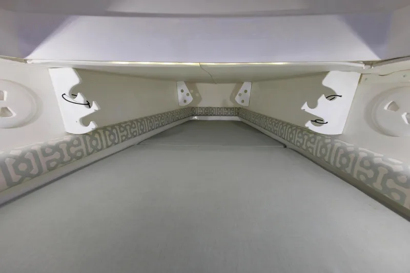 Rodzina Yacht Photos Pics Regulator 34 RODZINA - Cabin Berth