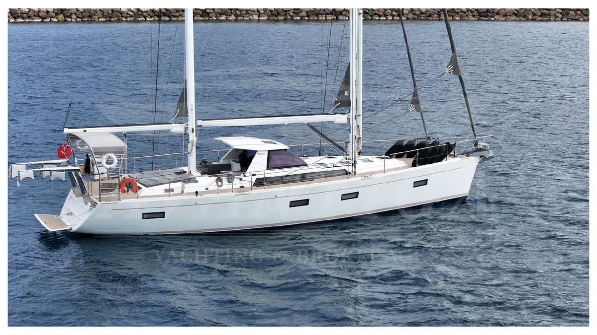 2015 Amel 56 