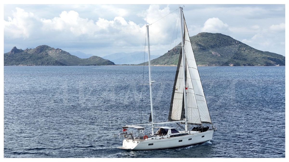 2015 Amel 56 