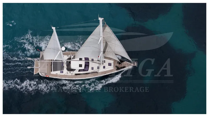  Yacht Photos Pics AMEL 55