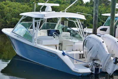 Cobia 330 Dual Console