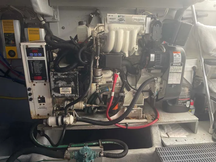 Spoonbill Yacht Photos Pics 