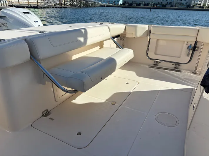  Yacht Photos Pics 2020 GRADY-WHITE 336 CANYON - Image 11