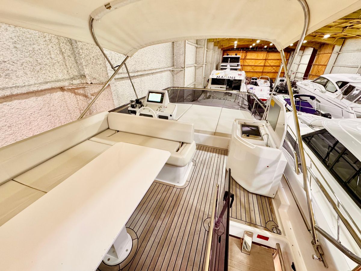 2022 Ferretti Yachts 57 