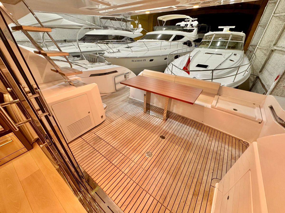 2022 Ferretti Yachts 57 
