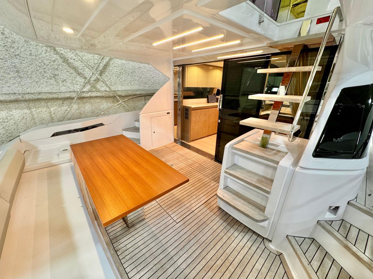 2022 Ferretti Yachts 57 