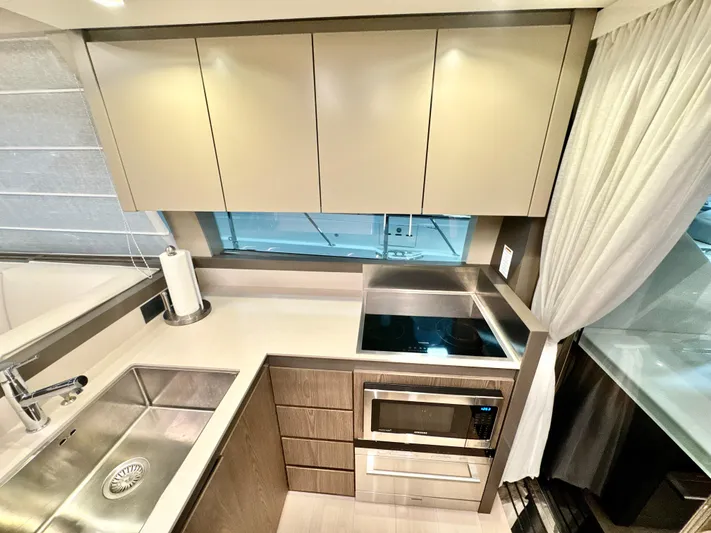 Time To Fly Yacht Photos Pics 