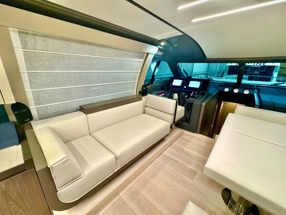 2022 Ferretti Yachts 57 