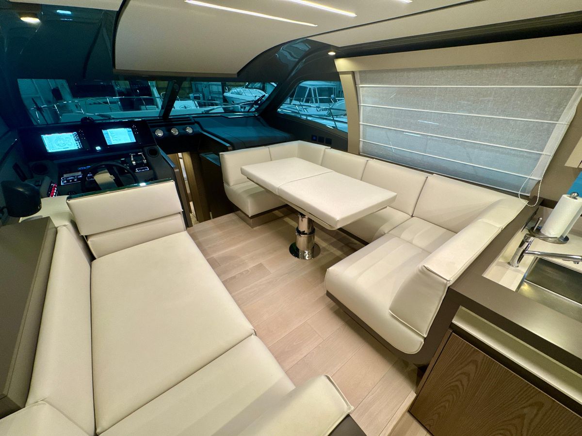 2022 Ferretti Yachts 57 