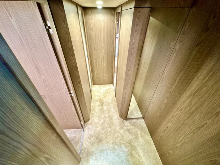 Time To Fly Yacht Photos Pics 