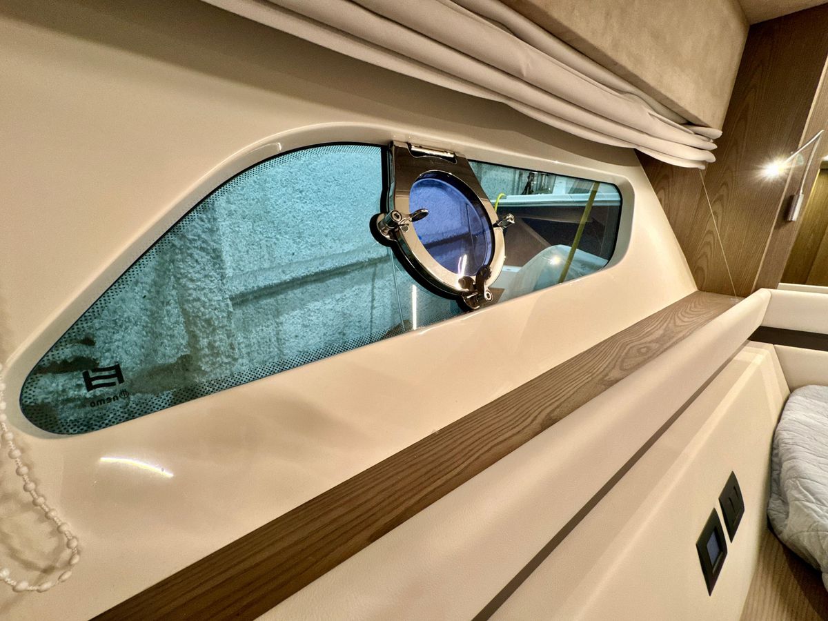 2022 Ferretti Yachts 57 