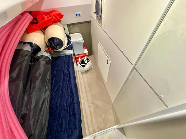 Time To Fly Yacht Photos Pics 