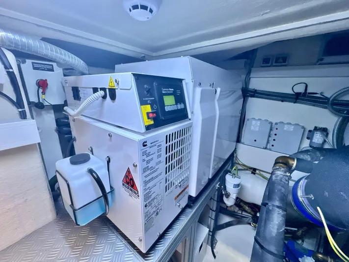 Time To Fly Yacht Photos Pics 