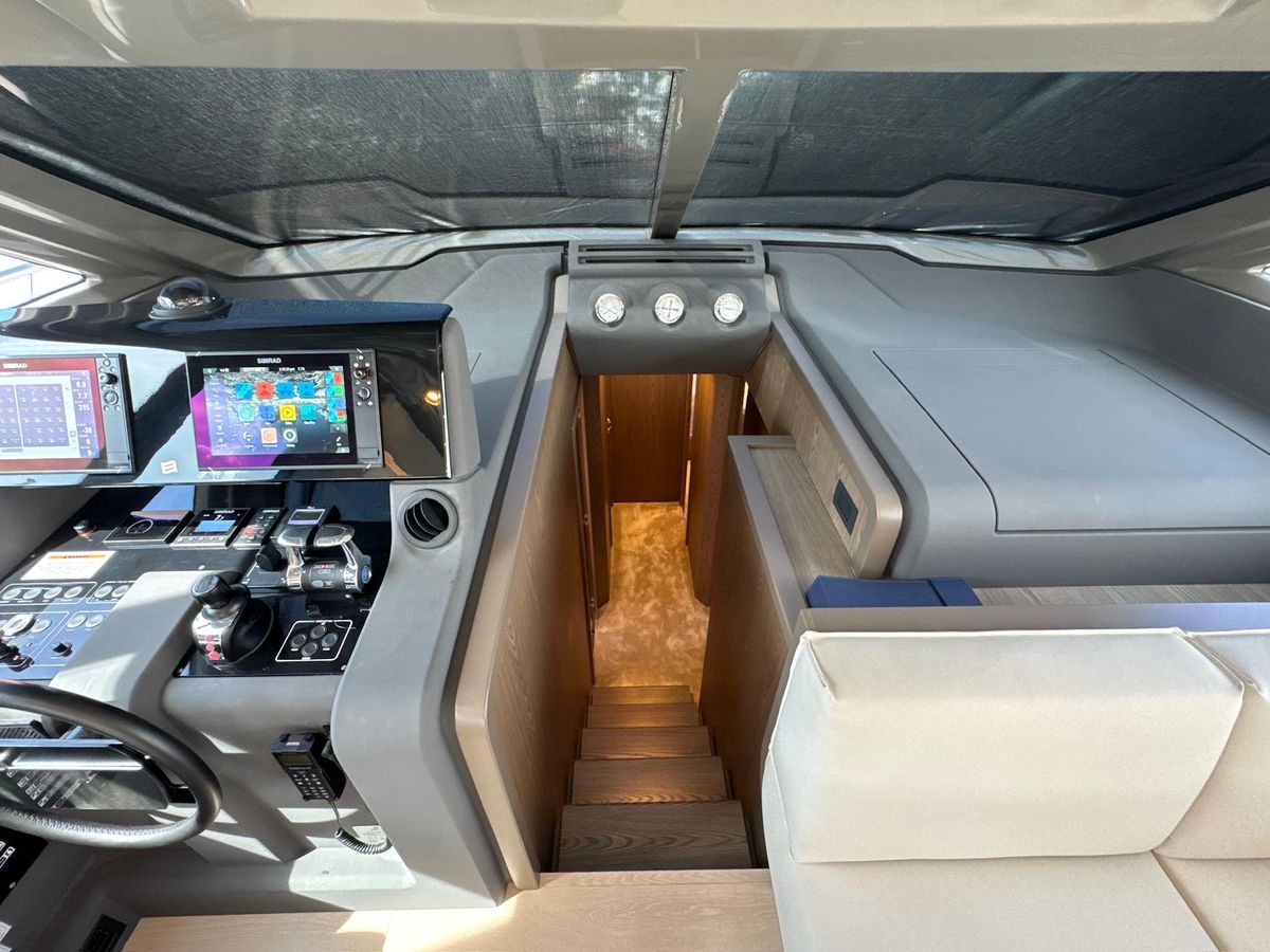 2022 Ferretti Yachts 57 