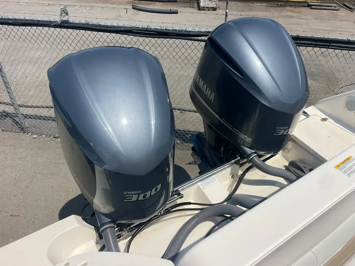  Yacht Photos Pics Twin Yamaha 300 outboard engines on a 2012 Pursuit OS 315 Offshore boat.