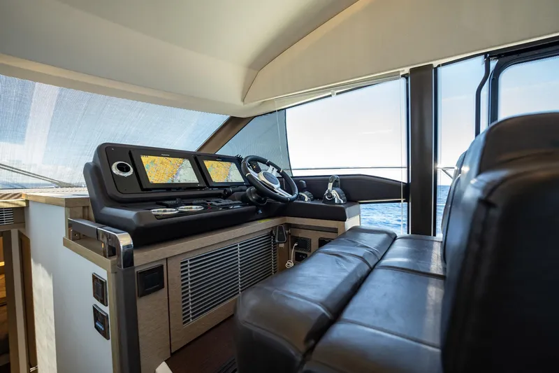 Aura Yacht Photos Pics 