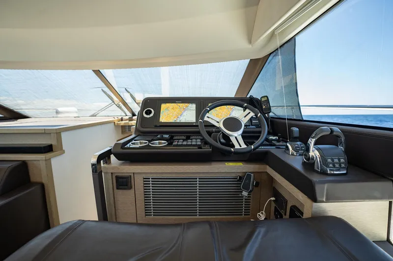 Aura Yacht Photos Pics 