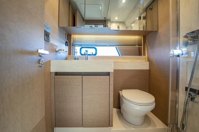 Aura Yacht Photos Pics 