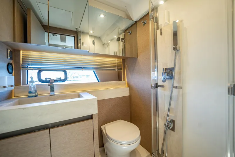 Aura Yacht Photos Pics 