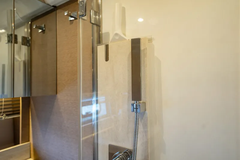 Aura Yacht Photos Pics 