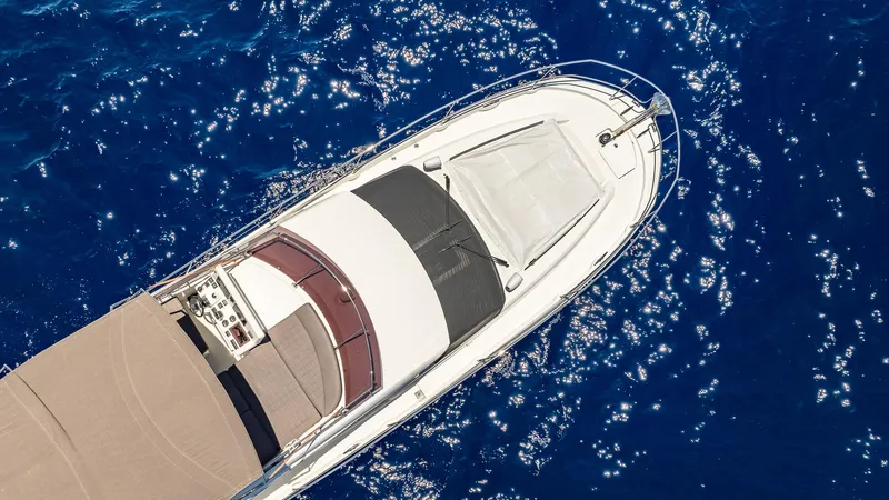 Aura Yacht Photos Pics 