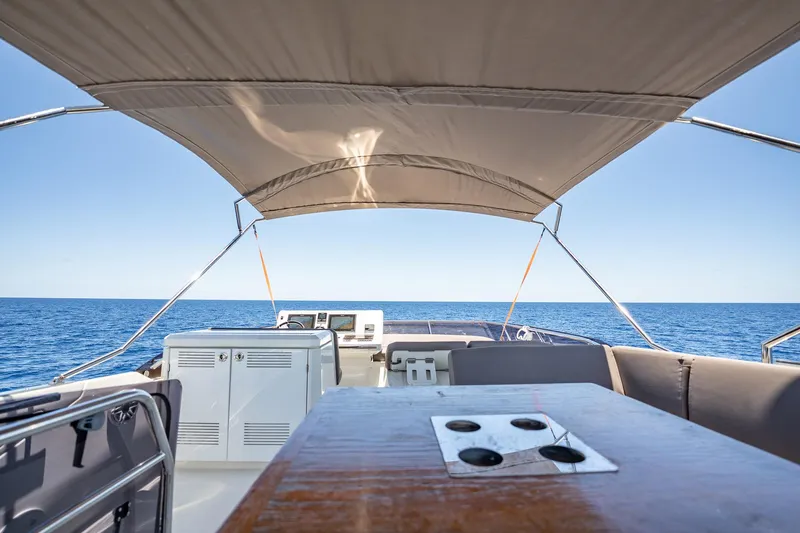 Aura Yacht Photos Pics 