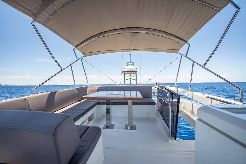 Aura Yacht Photos Pics 