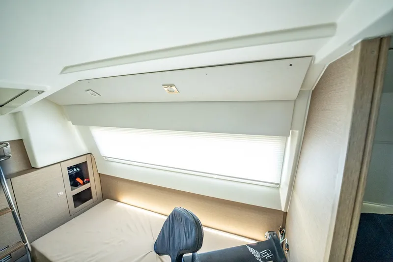 Aura Yacht Photos Pics 