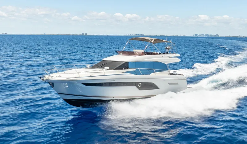 Aura Yacht Photos Pics 