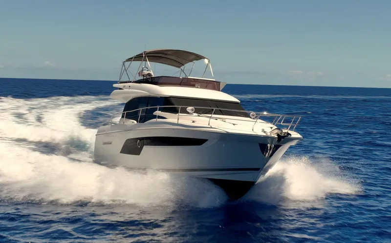 Aura Yacht Photos Pics 