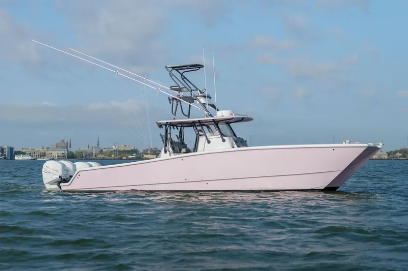 Outnumbered Yacht Photos Pics 