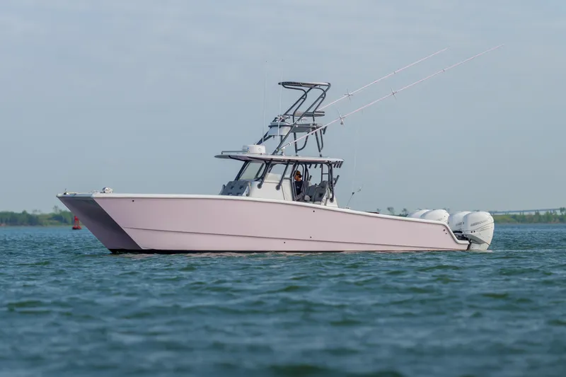 Outnumbered Yacht Photos Pics Freeman 37 Outnumbered- Profile