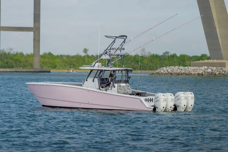 Outnumbered Yacht Photos Pics Freeman 37 Outnumbered- Profile