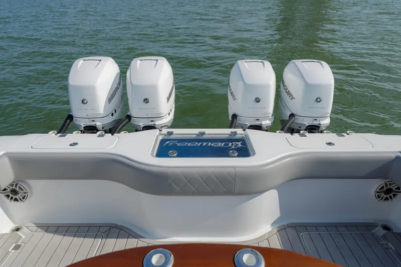 Outnumbered Yacht Photos Pics Freeman 37 Outnumbered- Livewell and Engines