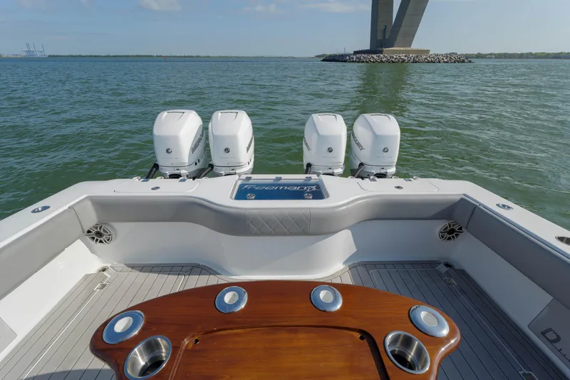 Outnumbered Yacht Photos Pics Freeman 37 Outnumbered- Livewell and Engines