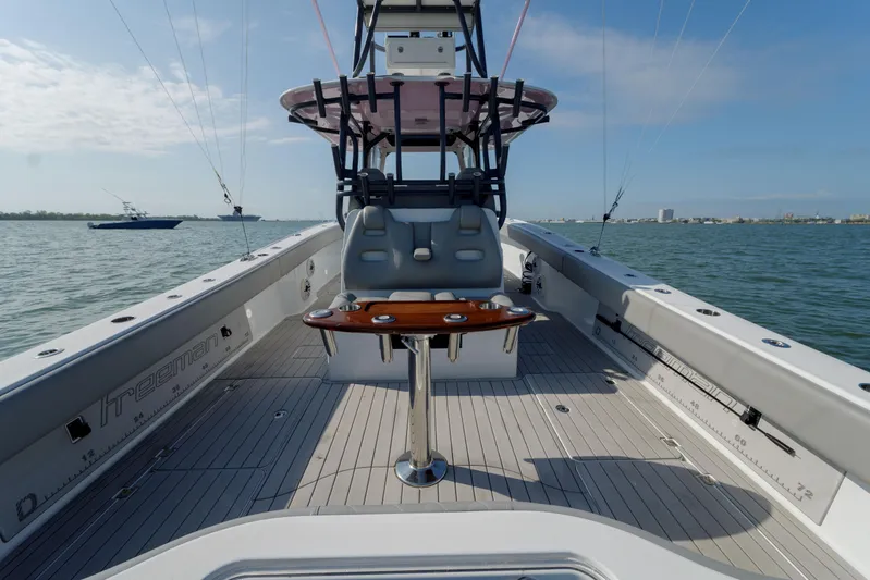 Outnumbered Yacht Photos Pics Freeman 37 Outnumbered-  Cockpit