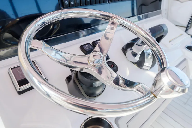 Outnumbered Yacht Photos Pics Freeman 37 Outnumbered-  Helm