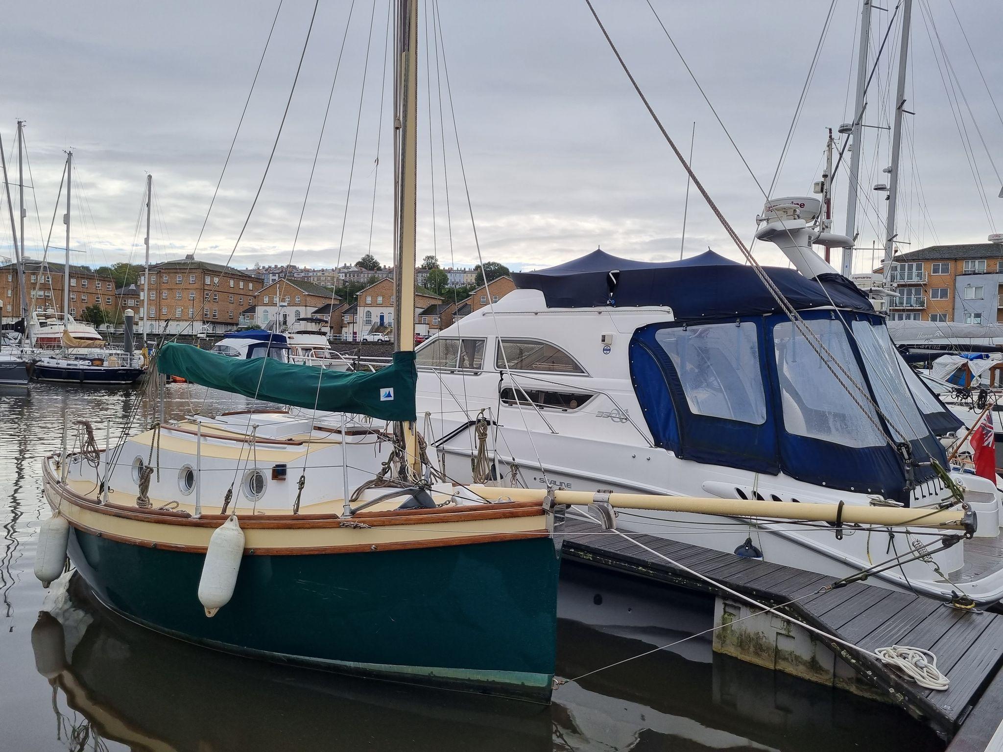 Used Oystercatcher 20 in Cardiff (Caerdydd) iNautia