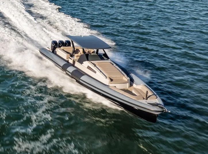 Se7en Yacht Photos Pics 