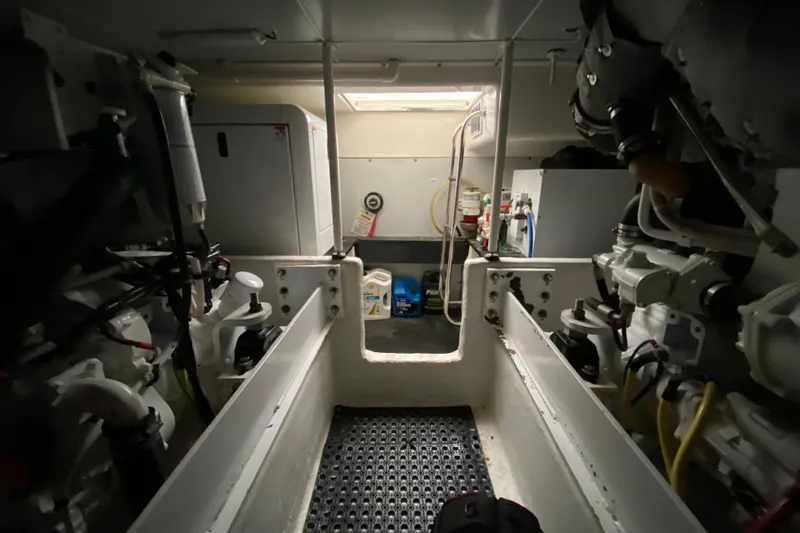 Gettsea Yacht Photos Pics Engine room of a 2008 Silverton 45 Convertible yacht, showcasing mechanical components.