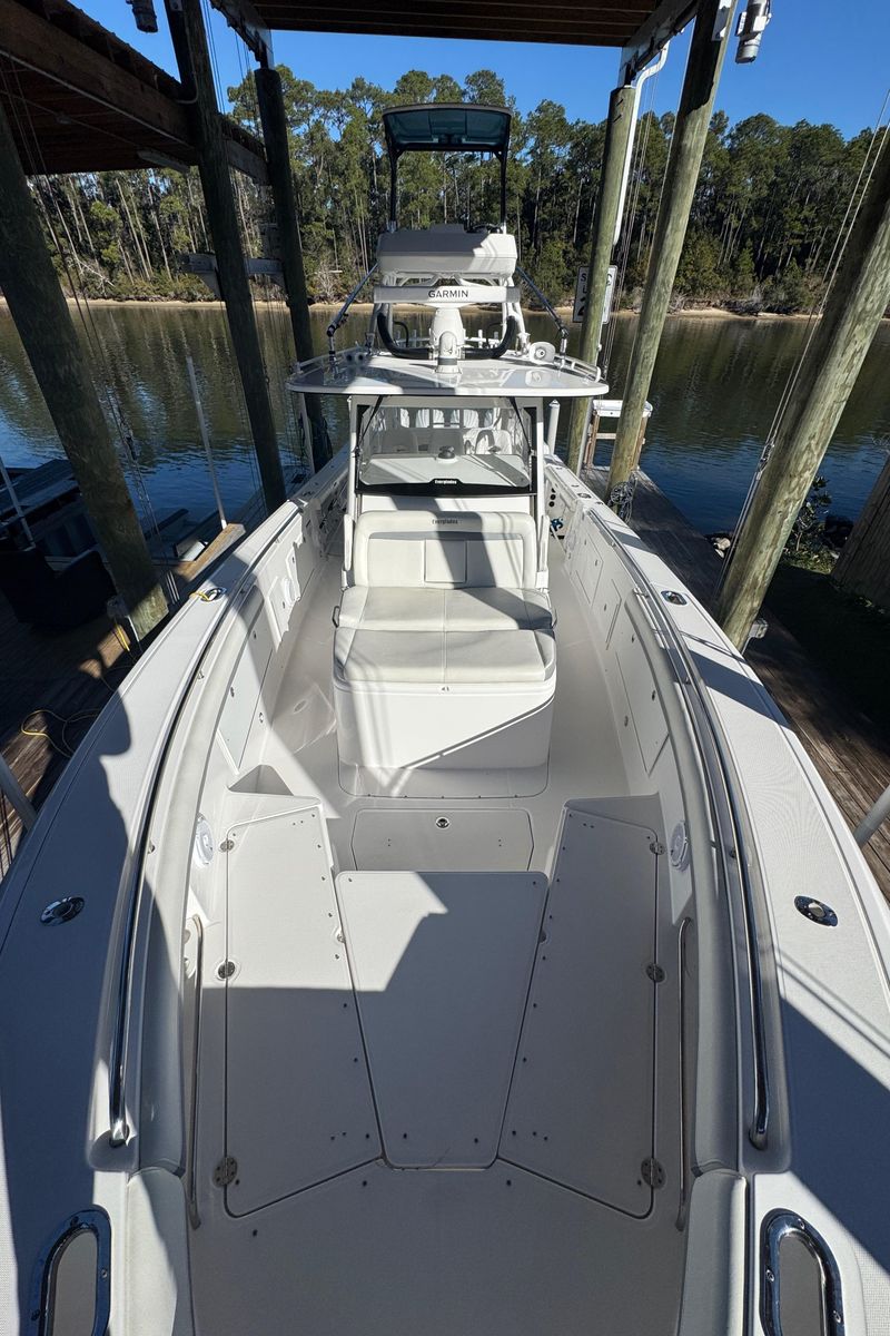 2016 Everglades 43 