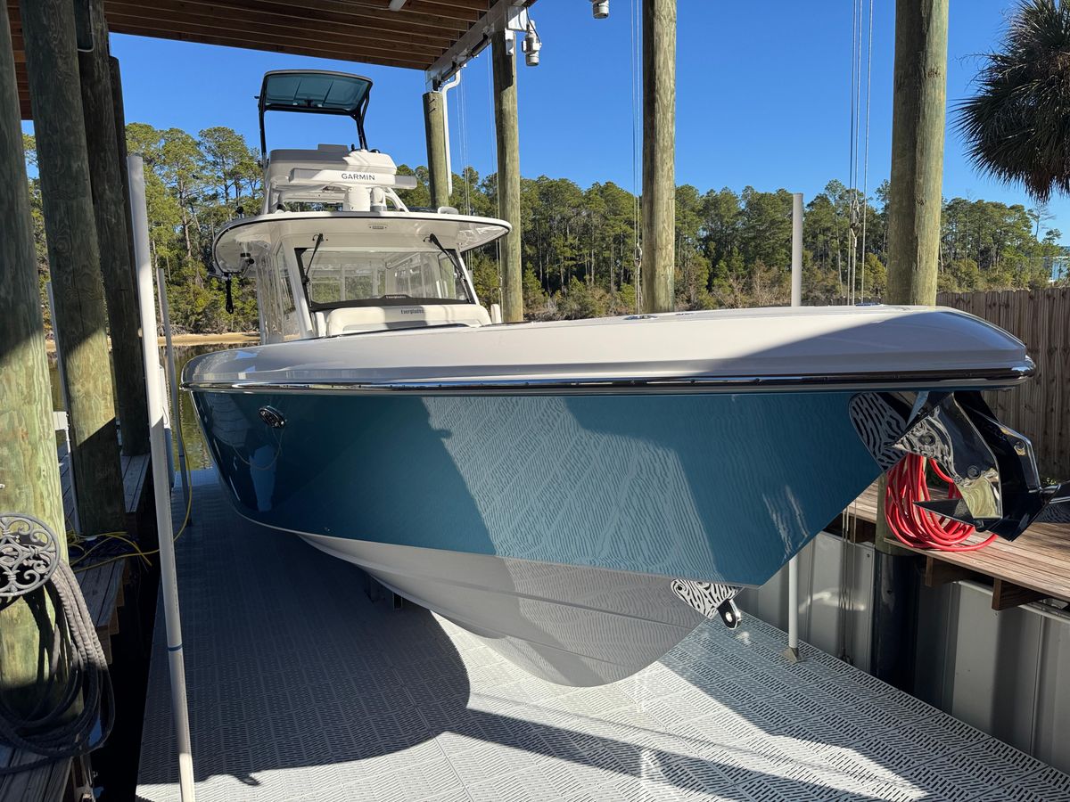 2016 Everglades 43 