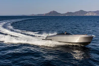 2025 Mazu Yachts 38