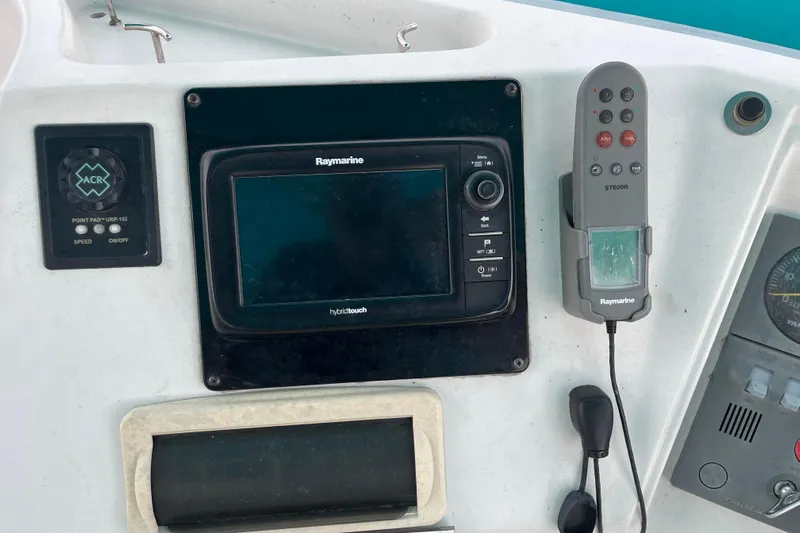  Yacht Photos Pics Control panel of a 2004 PDQ Passage Maker with Raymarine electronics.