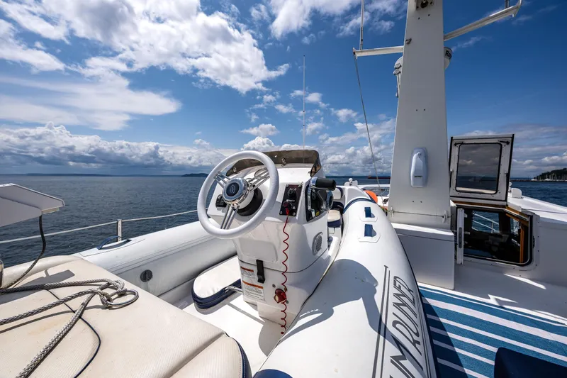 Speakeasy Yacht Photos Pics 