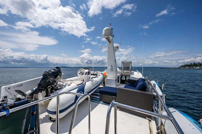 Speakeasy Yacht Photos Pics 