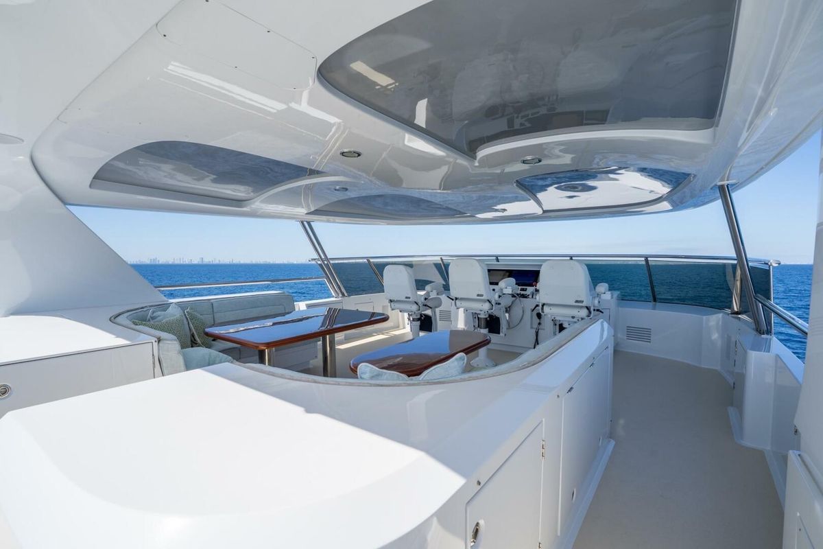 2001 Delta Marine 124 